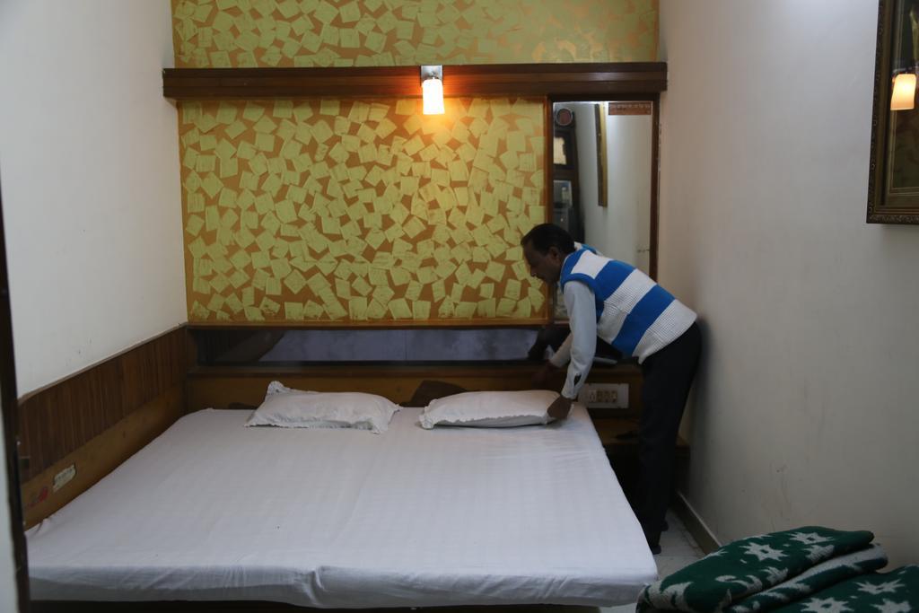 Yes Please Guest House New Delhi Eksteriør bilde