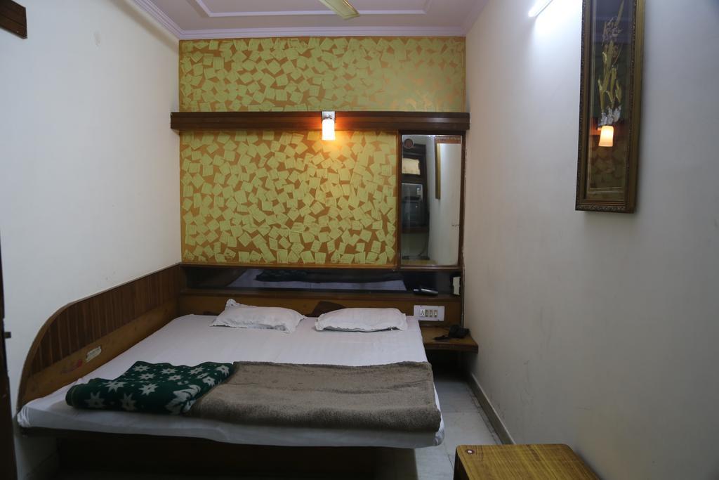 Yes Please Guest House New Delhi Eksteriør bilde