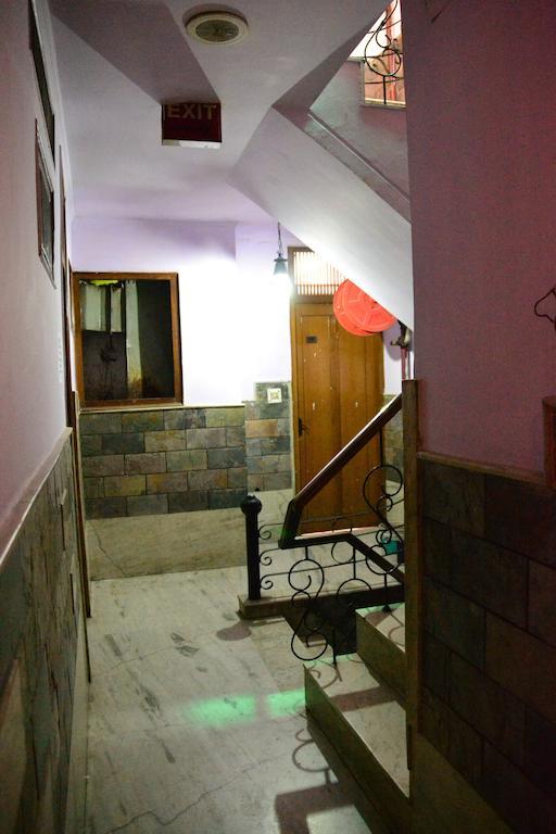 Yes Please Guest House New Delhi Eksteriør bilde