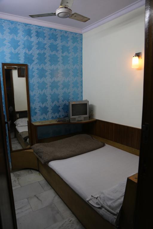 Yes Please Guest House New Delhi Eksteriør bilde